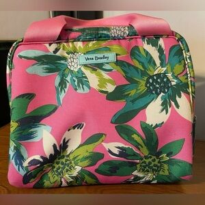 Vera Bradley Insulated Lunchbox Pink with Green Leaves